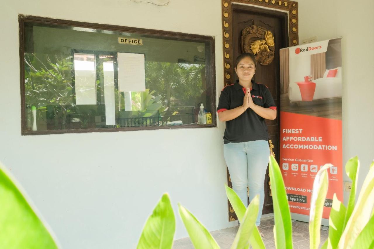 ג'ימבאראן Reddoorz At Villa Krisna Balangan Beach מראה חיצוני תמונה